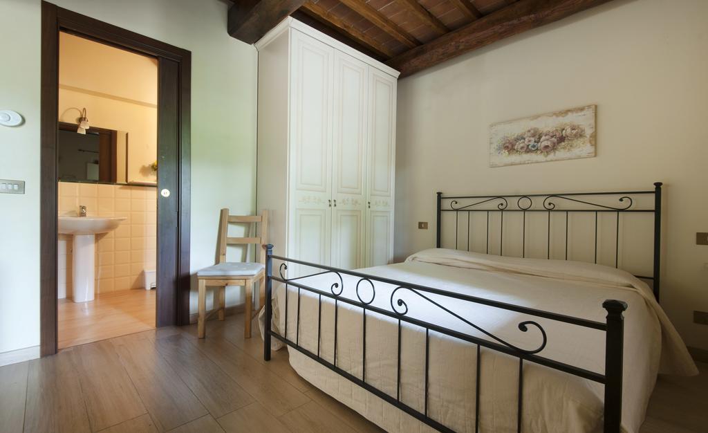 Agriturismo Le Buche Di Viesca เรกเจลโล ภายนอก รูปภาพ